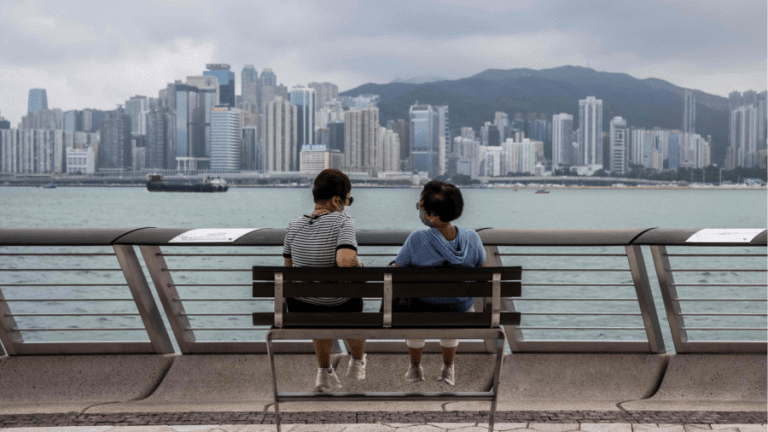 Prestigious Hong Kong flats stand empty as property market slumps