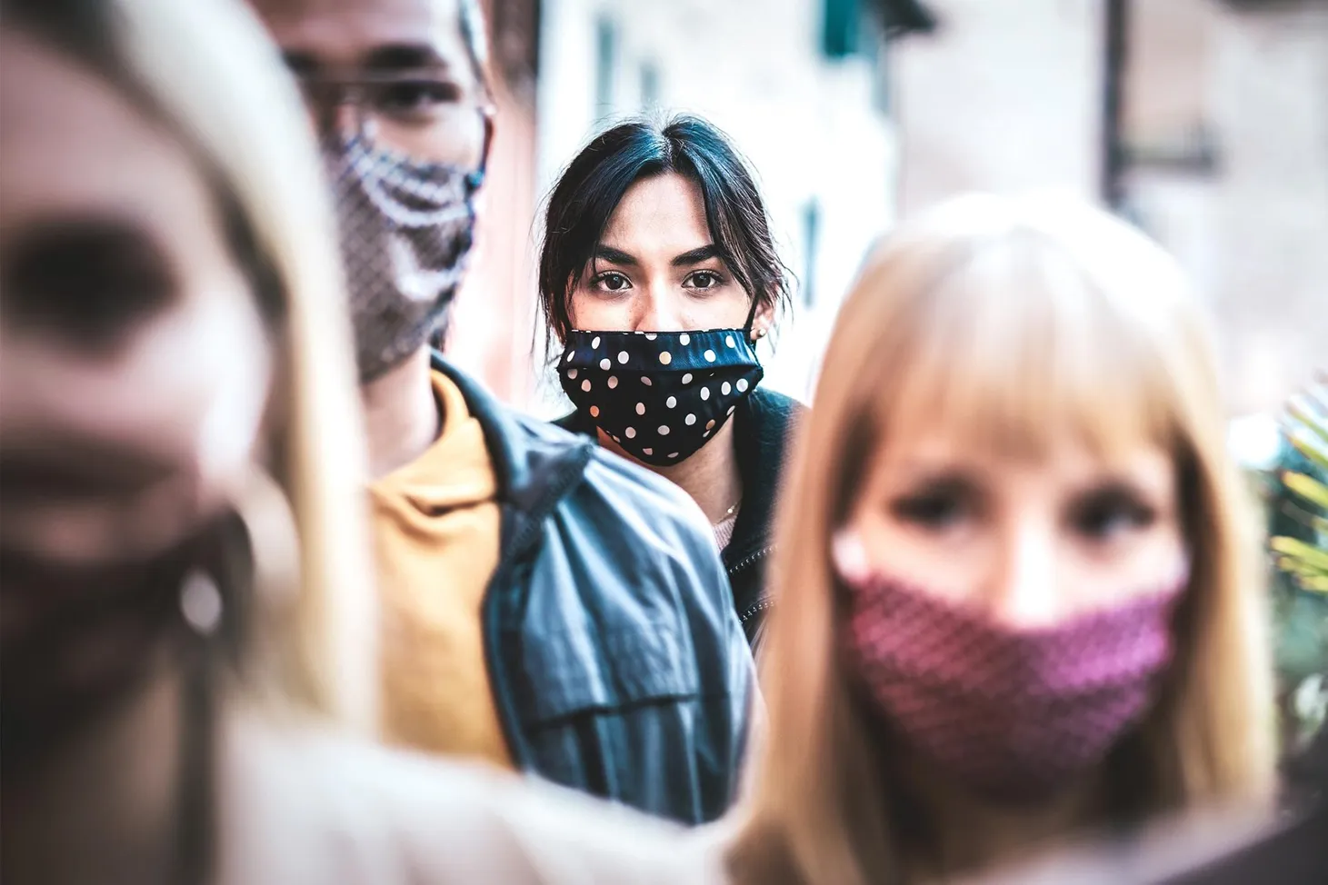 Facemasks Crowd