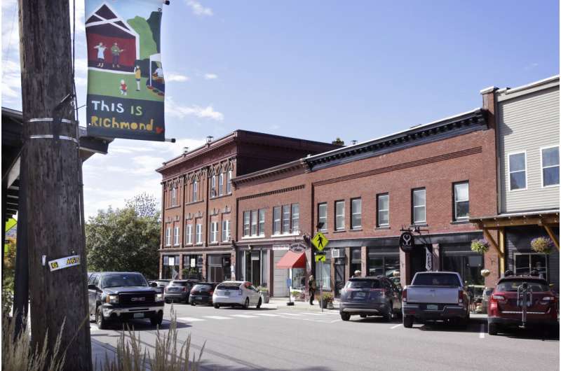 Worker who quietly lowered town's fluoride for years resigns