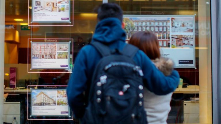 UK banks withdraw first-time buyer mortgages in wake of mini-Budget