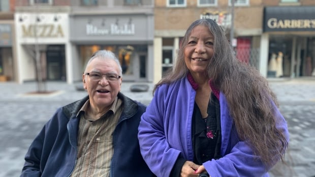 Broadcasters Mary Lou and Dan Smoke honoured for 3 decades of Indigenous radio programming