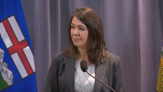 Premier Danielle Smith touts party unity ahead of 2023 election