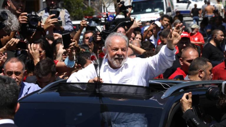 Veteran leftwinger Lula completes stunning return to Brazil presidency