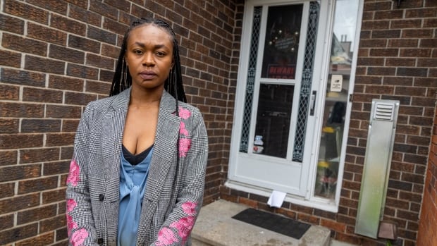 Mom, daughter face homelessness after buying home and tenant refuses to leave