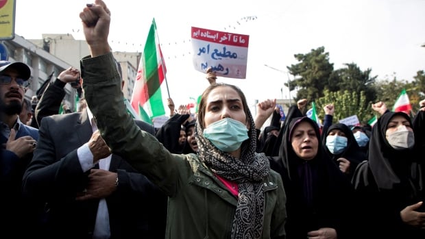 Iranian forces continue deadly crackdown on protests more than 40 days after Mahsa Amini’s death