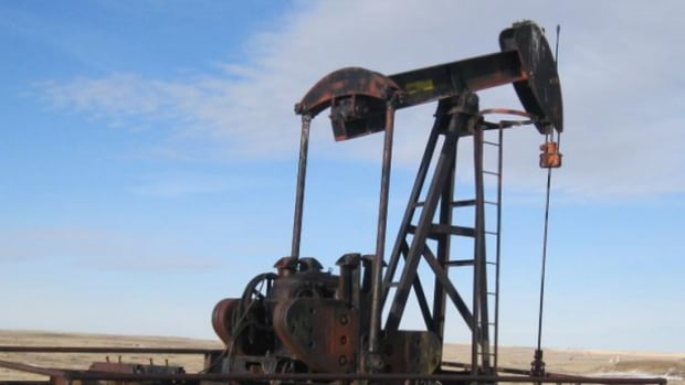 Danielle Smith has a big idea to clean up oil and gas wells. It’s all kinds of messy