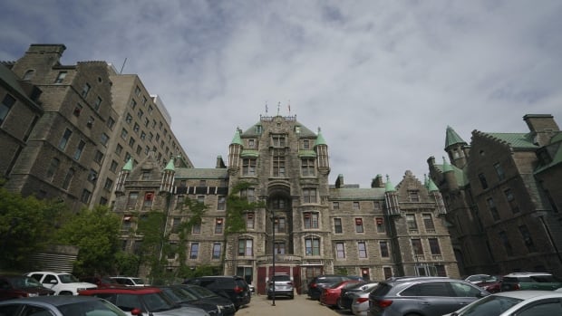 Mohawk elders win fight for injunction to stop work at Montreal’s Royal Vic hospital