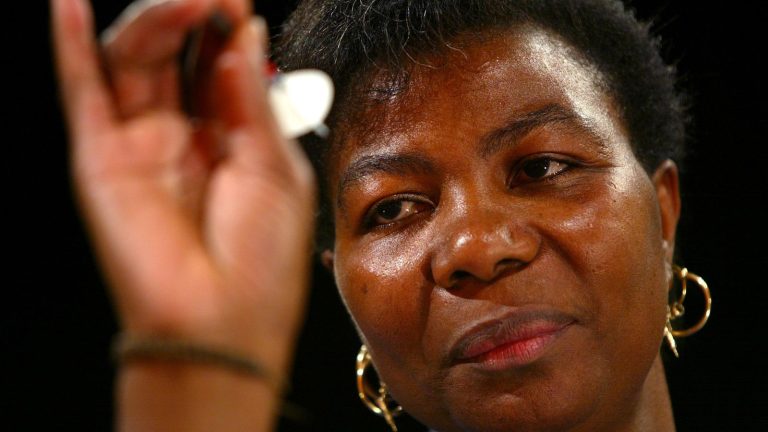 Black History Month: Darting legend Deta Hedman hosts Black Arrows: The Next Generation | Darts News