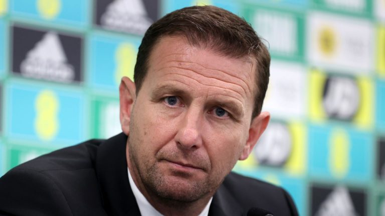 Ian Baraclough sacked as Northern Ireland boss after two wins from eight in 2022 | Football News