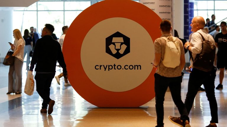 Crypto.com customers worry it could follow FTX, CEO reassures them