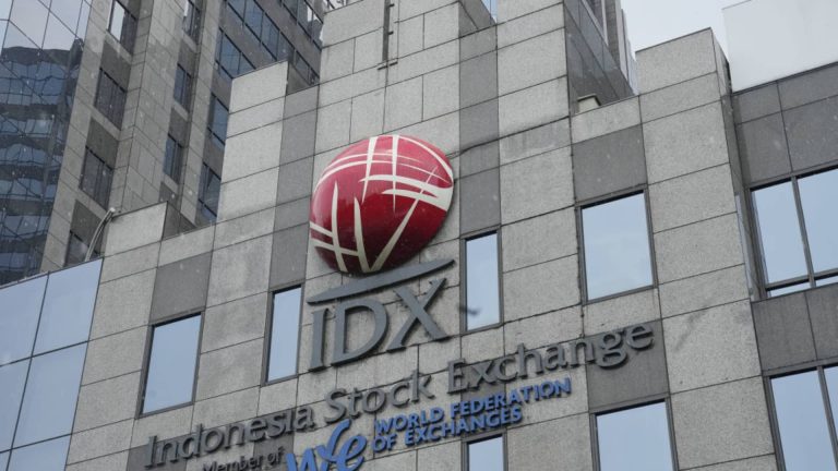 Stock of e-commerce firm up in Indonesia debut