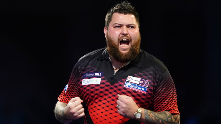 Is this Michael Smith time? Wayne Mardle believes so...