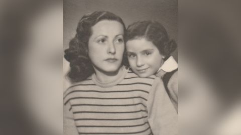 Grusová as a child, with her mother's younger sister Edith, who survived being sent to Auschwitz.