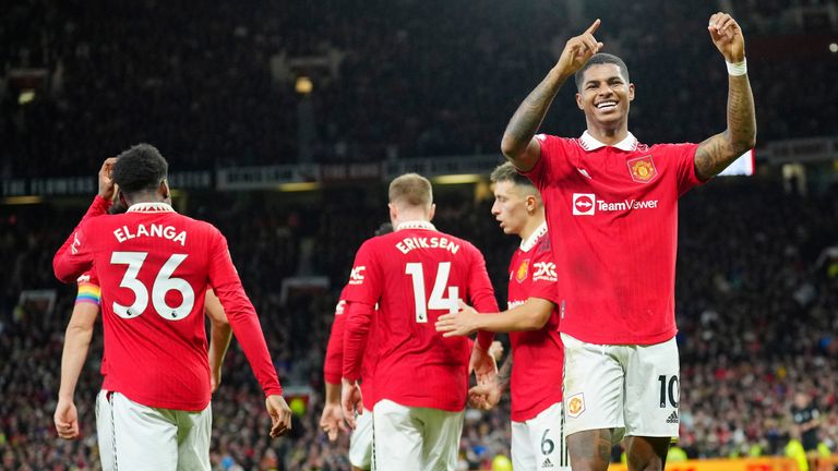 Marcus Rashford celebrates after scoring Man Utd&#39;s opening goal