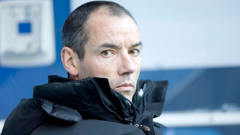 09/12/06 SPL.RANGERS v HIBS (3-0).IBROX - GLASOW .Rangers manager Paul Le Guen