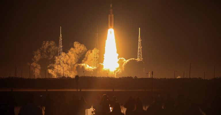 NASA Blazes a Path Back to the Moon With Artemis I Rocket Launch