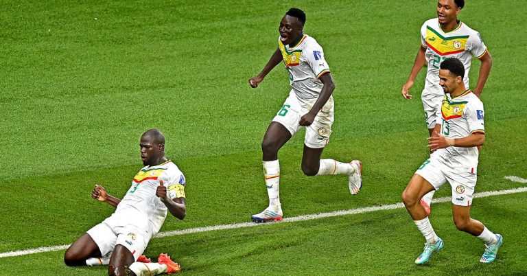 Senegal Responds Quickly to a Dramatic Goal to Reach Knockout Stage