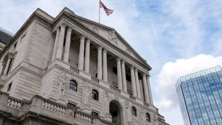 BoE backs strict adoption of global bank capital rules