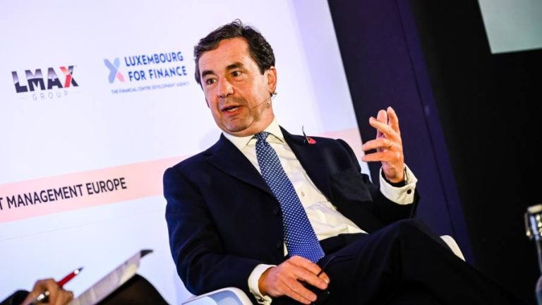 Schroders chief slams pension consultants’ ‘conflicts of interest’