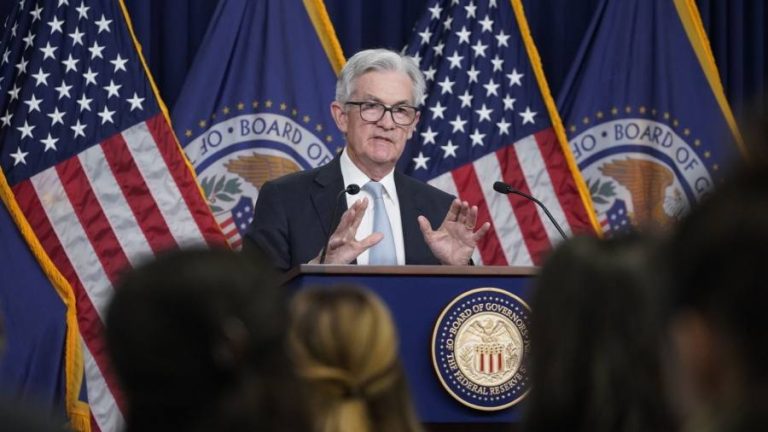 Fed officials back slower pace of rate rises after inflation data