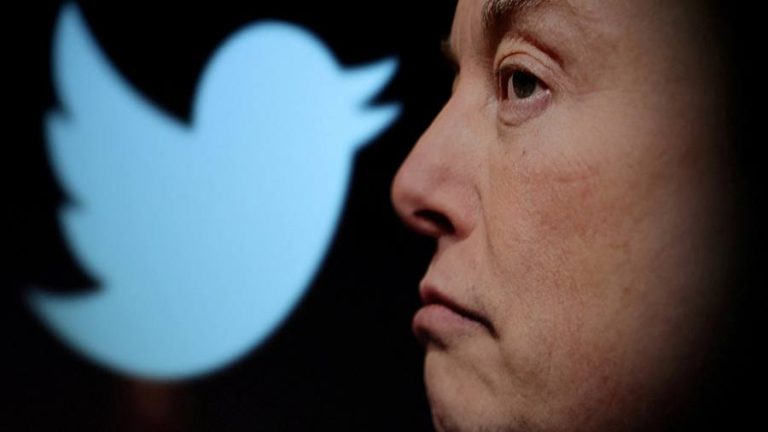 Elon Musk clashes with Apple over Twitter