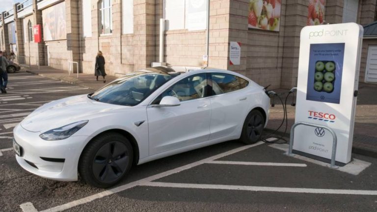 Electric car charger Pod Point issues profit warning on delayed home installations