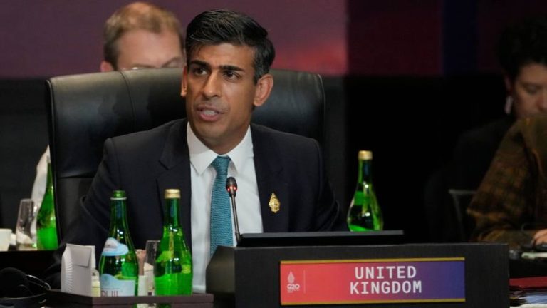 Rishi Sunak tells UK bosses to curtail their pay