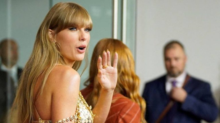 Taylor Swift ticket sales cancelled after Ticketmaster overwhelmed