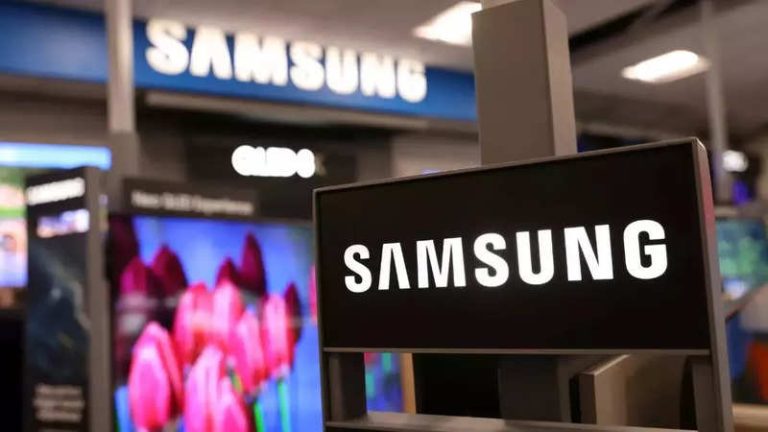 Samsung may reduce smartphone shipments by 13 percent