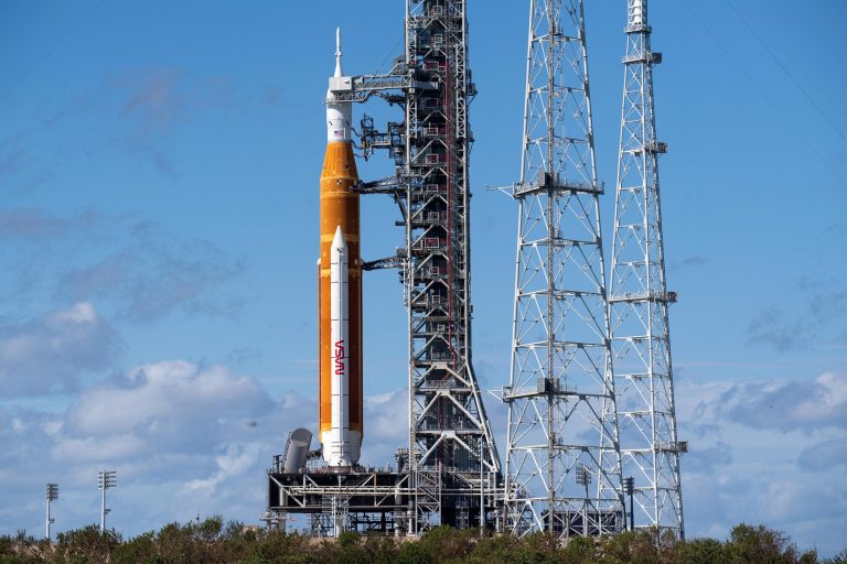 NASA Conducts Check-outs, Preparations Ahead of Next Artemis I Moon Rocket Launch Attempt