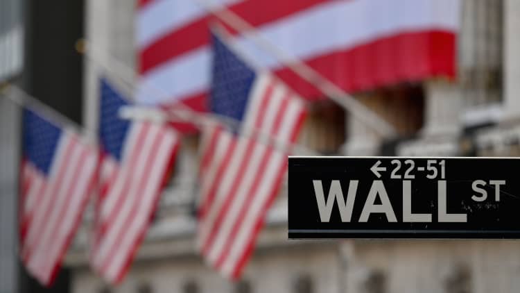 Wall Street set to open in the red