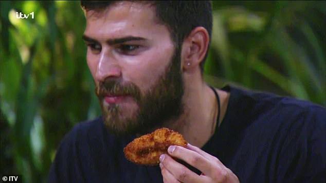 I’m A Celebrity 2022: Owen Warner has quadruple stack burger for last meal