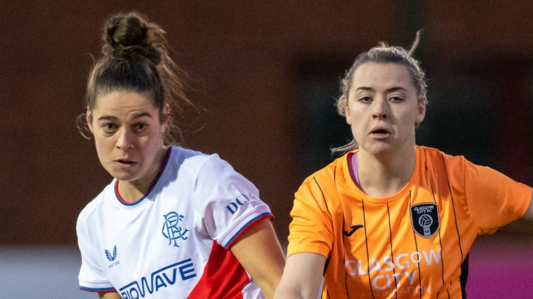 Tessel Middag (left) scored Rangers&#39; equaliser from the spot