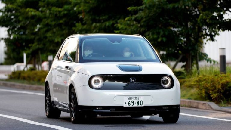 Japan cars: established stock patterns are changing