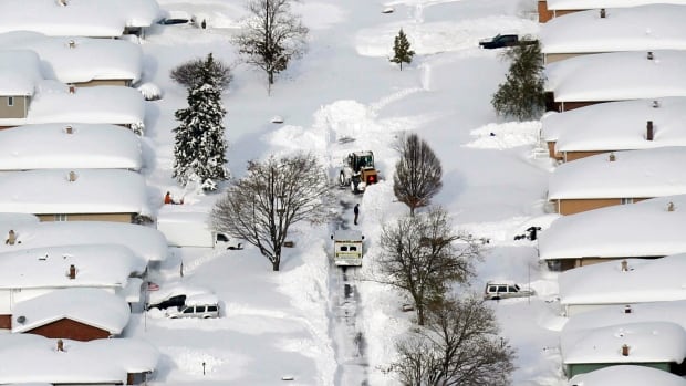 Ontario’s Niagara Region, Buffalo area prepare for ‘intense snow squall’ starting tonight