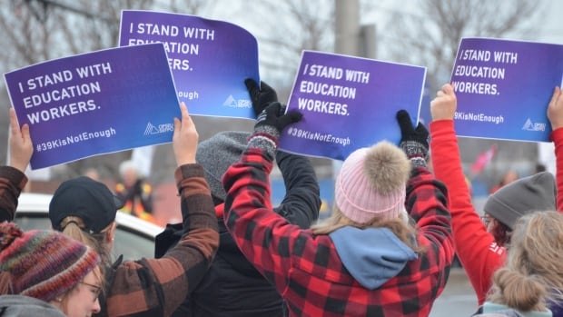 Ontario’s fight against education workers over walkout to continue at labour hearing