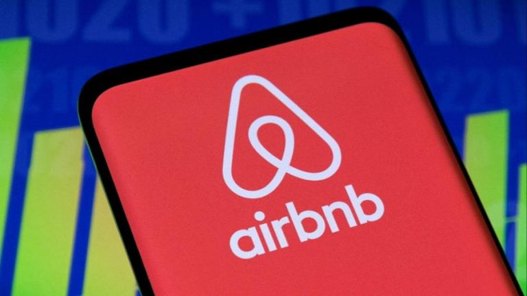 Airbnb: blowout summer not enough to keep investors checked in