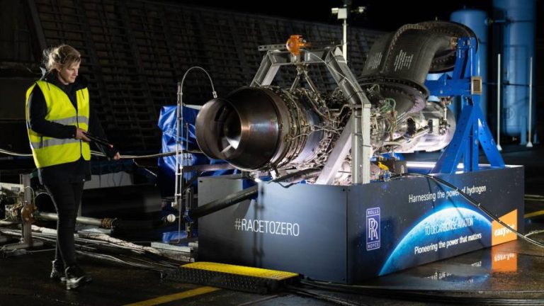 Rolls-Royce tests hydrogen-fuelled aircraft engine in aviation world first