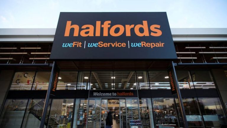 Halfords targets UK over-50s as it seeks to fill 1,000 roles