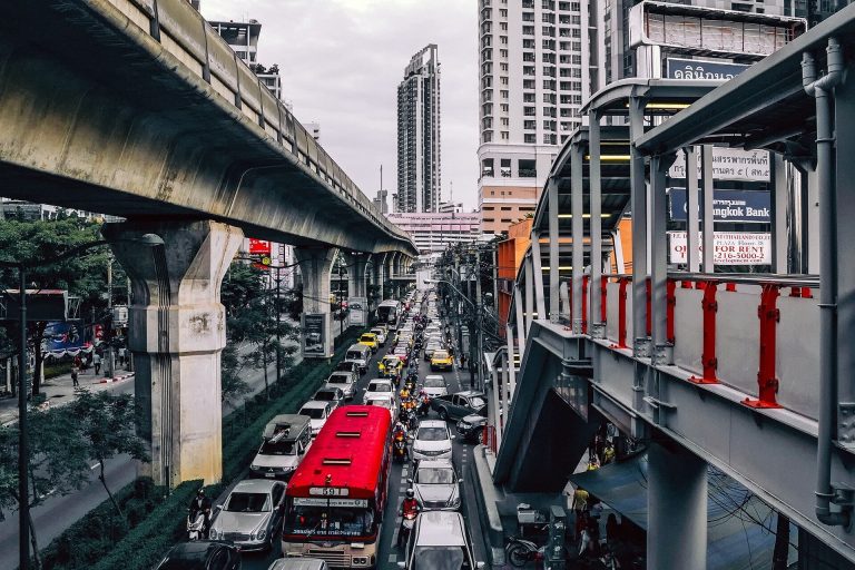 Team uses AI and satellite images to release first-ever global estimates for road transportation greenhouse emissions