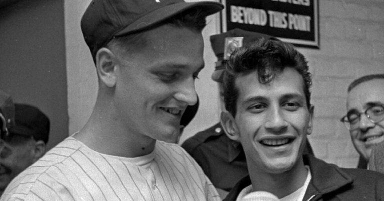 Sal Durante, Who Caught a Bit of Baseball History, Dies at 81