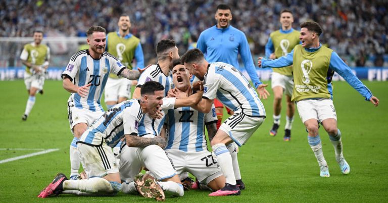 A Two-Goal Lead Disappears, So Argentina Has to Do It the Hard Way