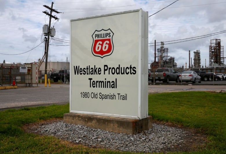 A sign with the Phillips 66 logo.