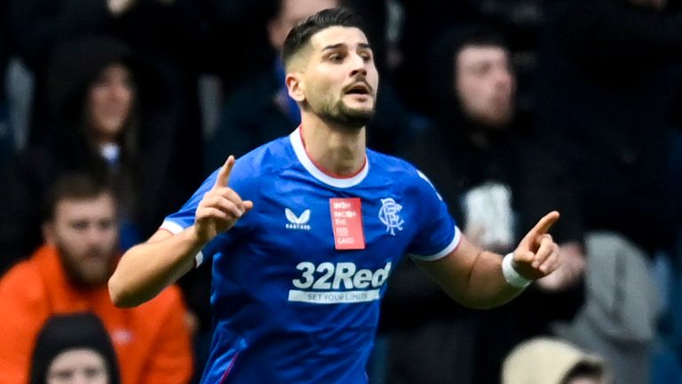 Rangers&#39; Antonio Colak scores to make it 1-1