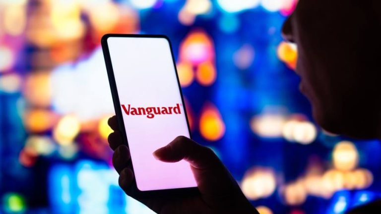 Vanguard quits climate alliance in blow to net zero project