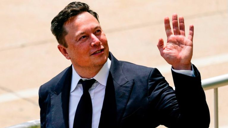 Elon Musk appears to make nice with Apple after Twitter tirade