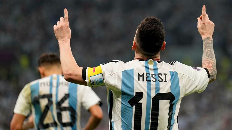 Argentina 3 – 0 Croatia