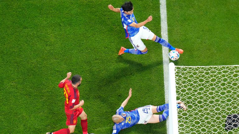 The ball appears to be over the line before Japan&#39;s Kaoru Mitoma crosses for team-mate Ao Tanaka to give them a 2-1 lead against Spain