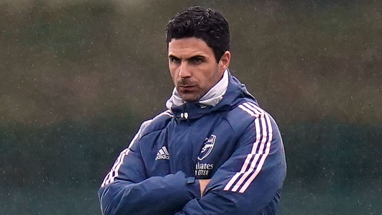 Mikel Arteta overseeing Arsenal training