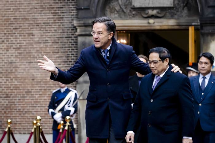 Dutch Prime Minister Mark Rutte and Vietnamese Prime Minister Pham Minh Chinh at The Hague